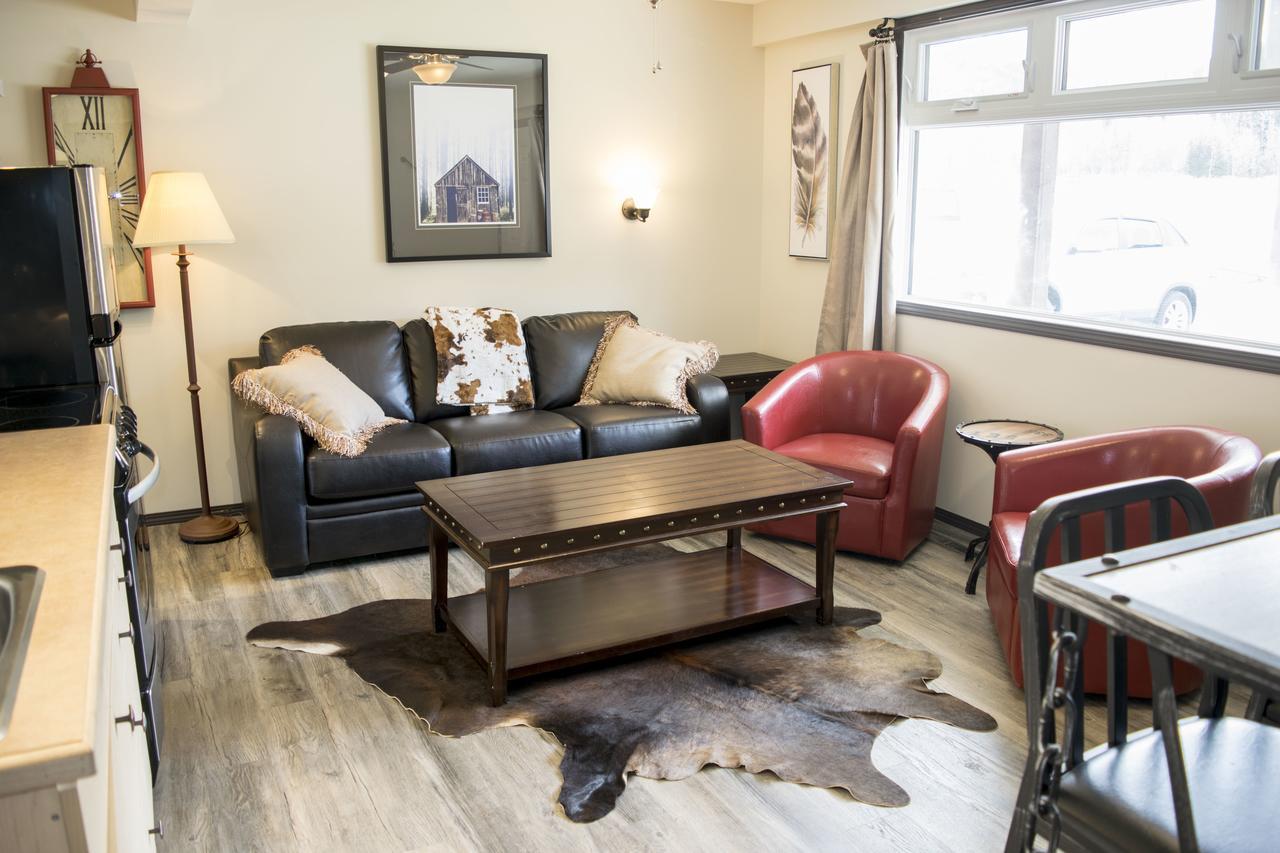 Yamnuska Suites Canmore Exteriér fotografie